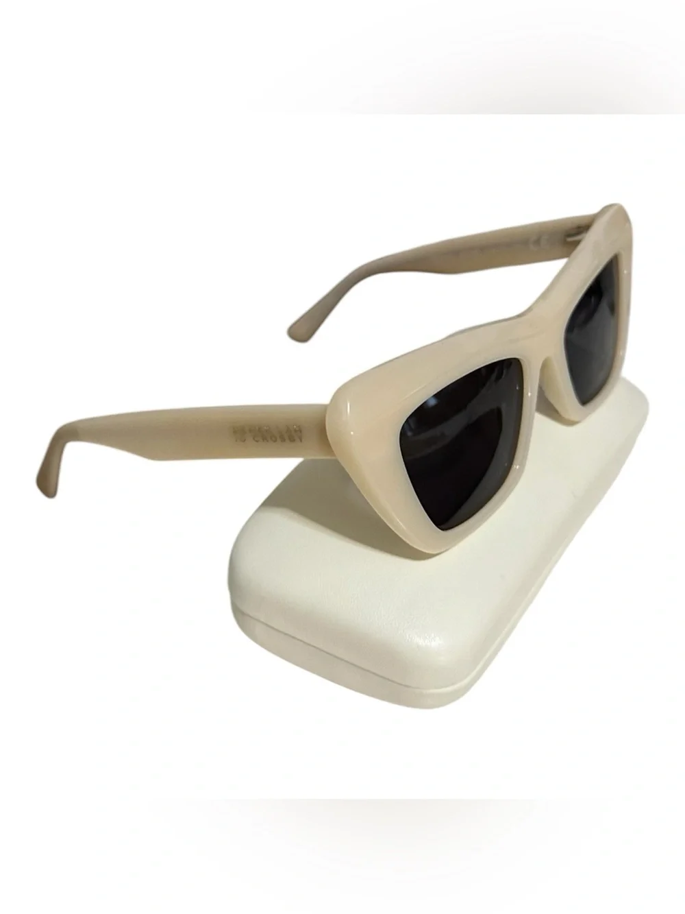 10 Crosby Derek Lam Cream Cat-Eye Sunglasses with Black Lenses